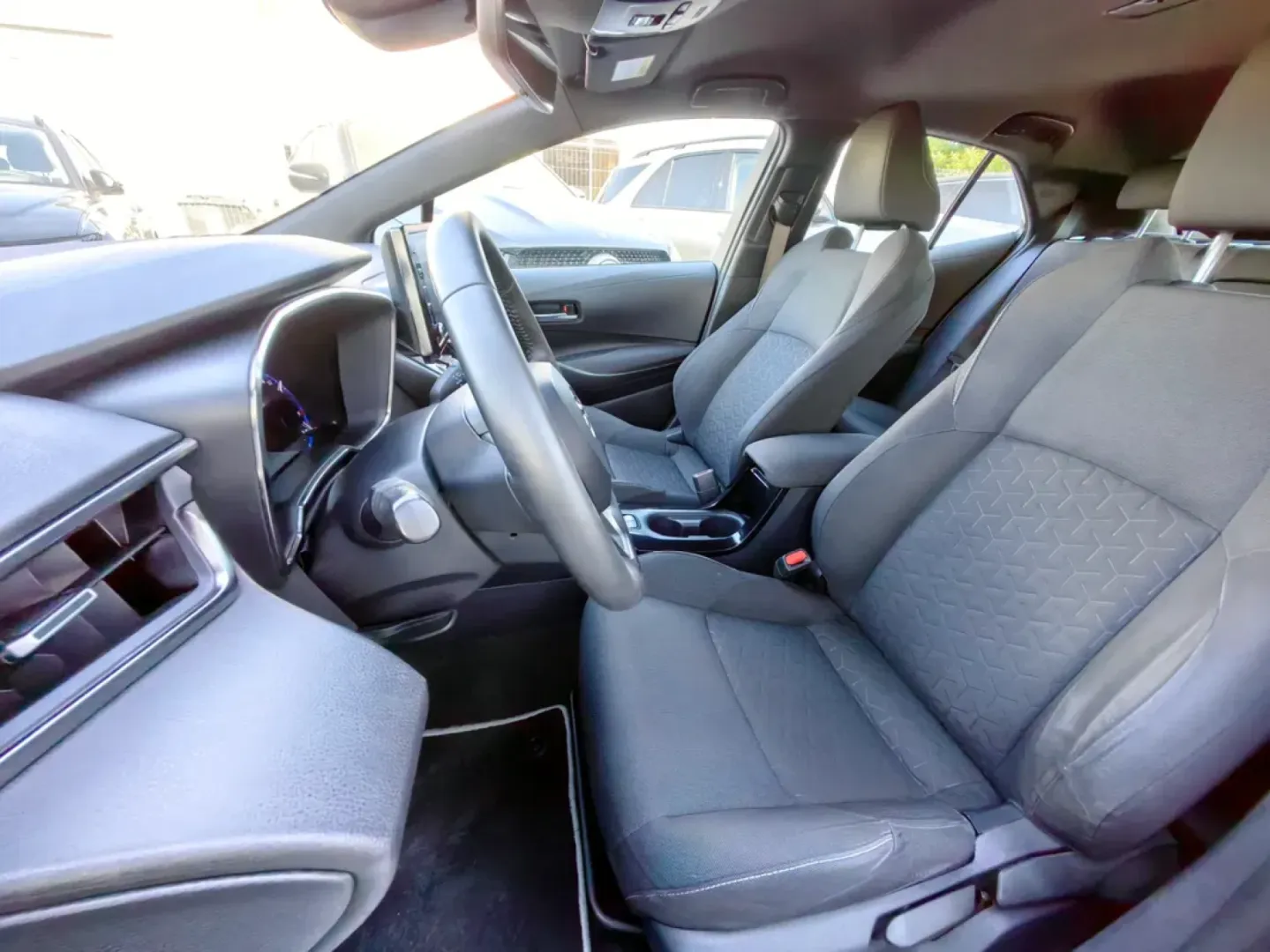 Cumpara/ Vinde online Toyota Corolla 2022 SH, la cel mai bun pret pentru tine!