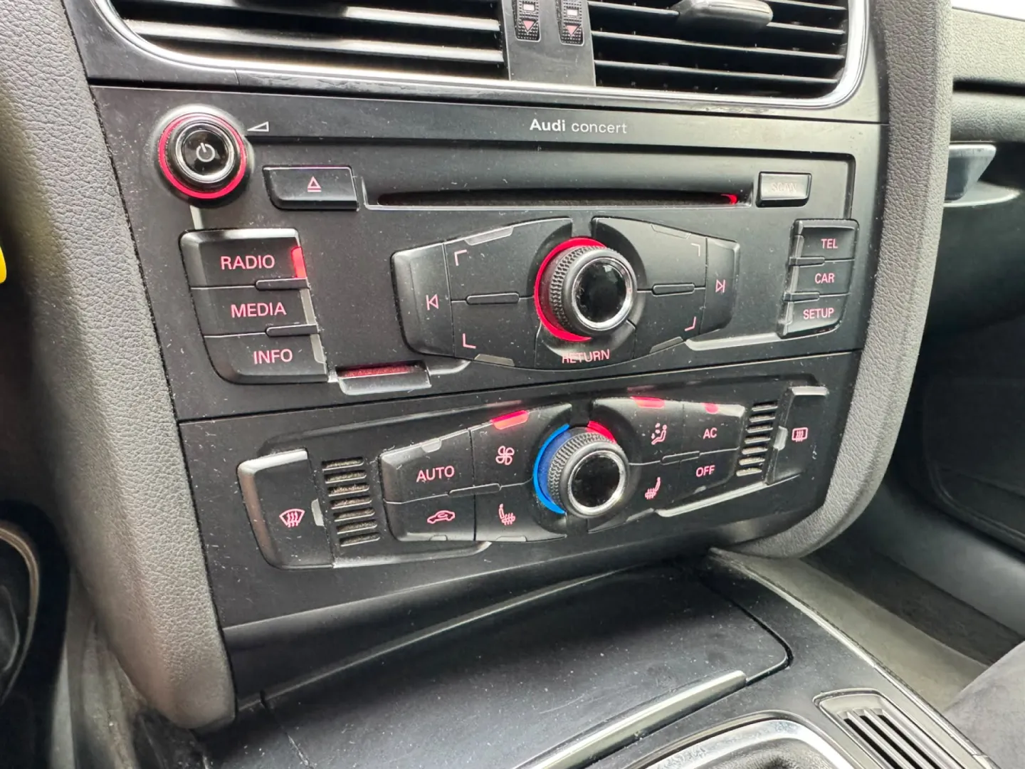 Cumpara/ Vinde online Audi A4 2009 SH, la cel mai bun pret pentru tine!