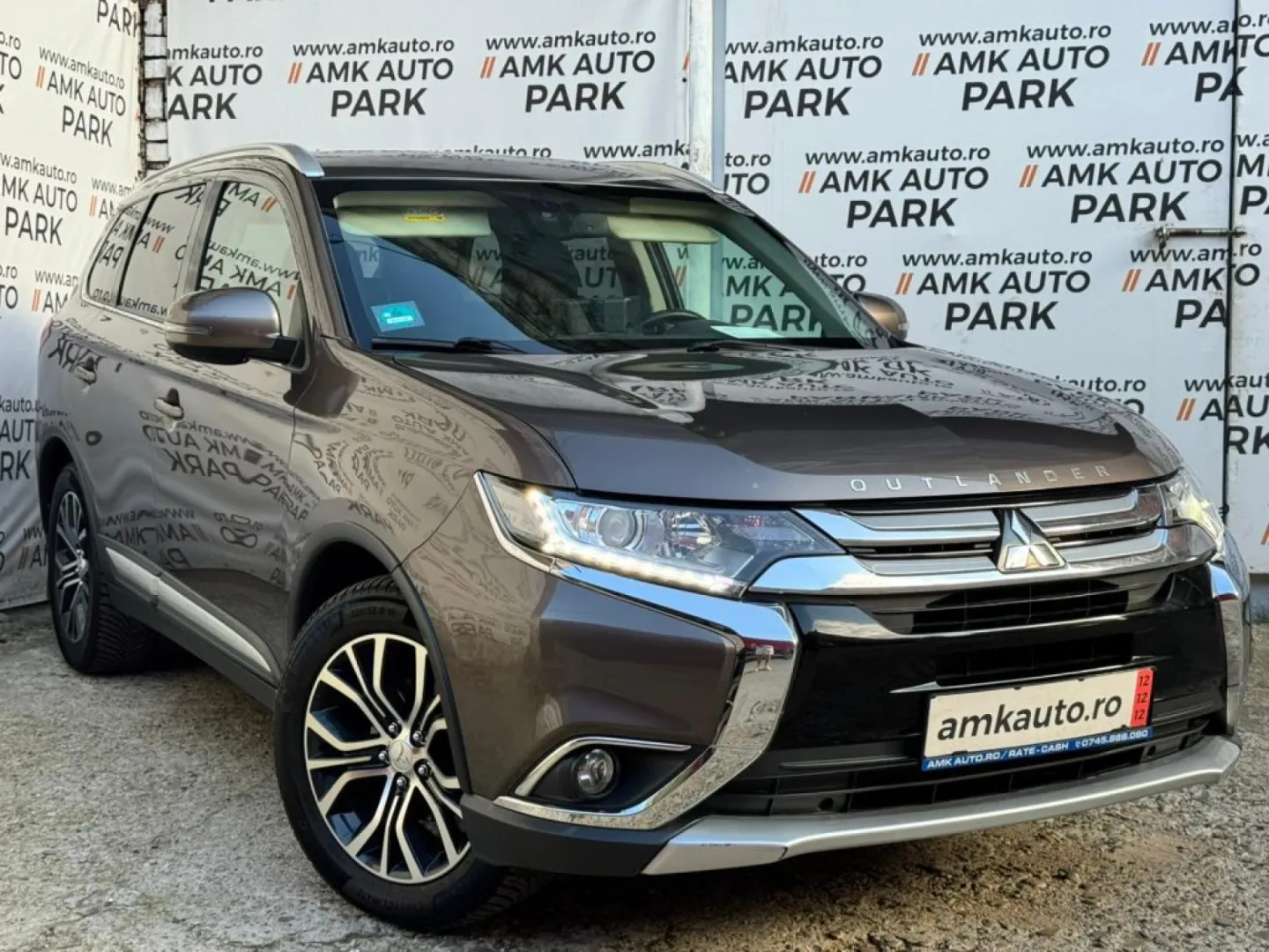Cumpara/ Vinde online Mitsubishi Outlander 2017 SH, la cel mai bun pret pentru tine!