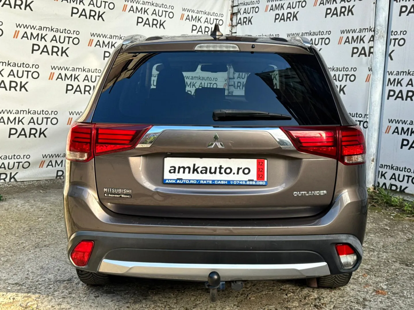 Cumpara/ Vinde online Mitsubishi Outlander 2017 SH, la cel mai bun pret pentru tine!