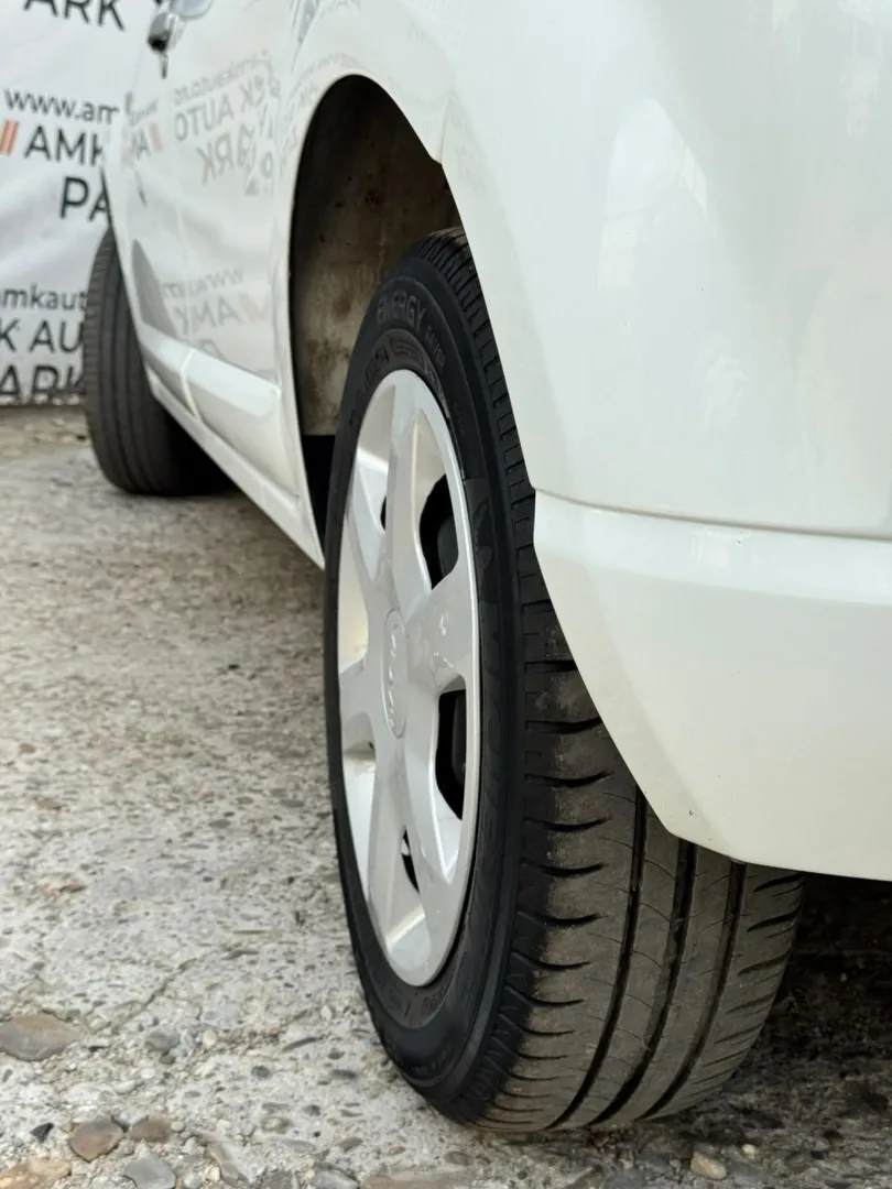 Cumpara/ Vinde online Dacia Sandero 2011 SH, la cel mai bun pret pentru tine!