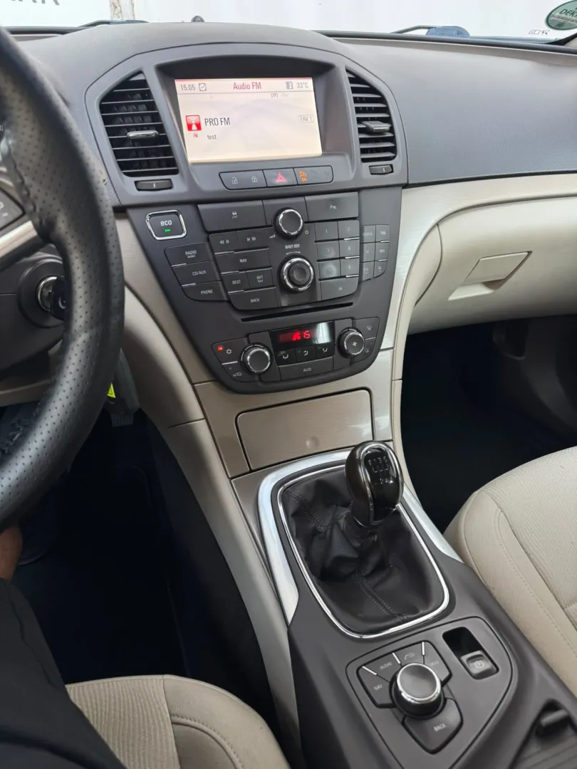 Cumpara/ Vinde online Opel Insignia 2013 SH, la cel mai bun pret pentru tine!