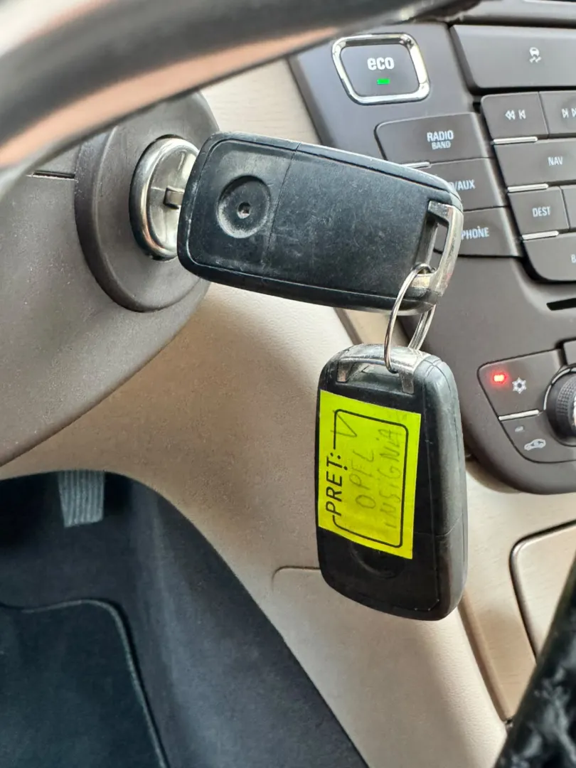 Cumpara/ Vinde online Opel Insignia 2013 SH, la cel mai bun pret pentru tine!