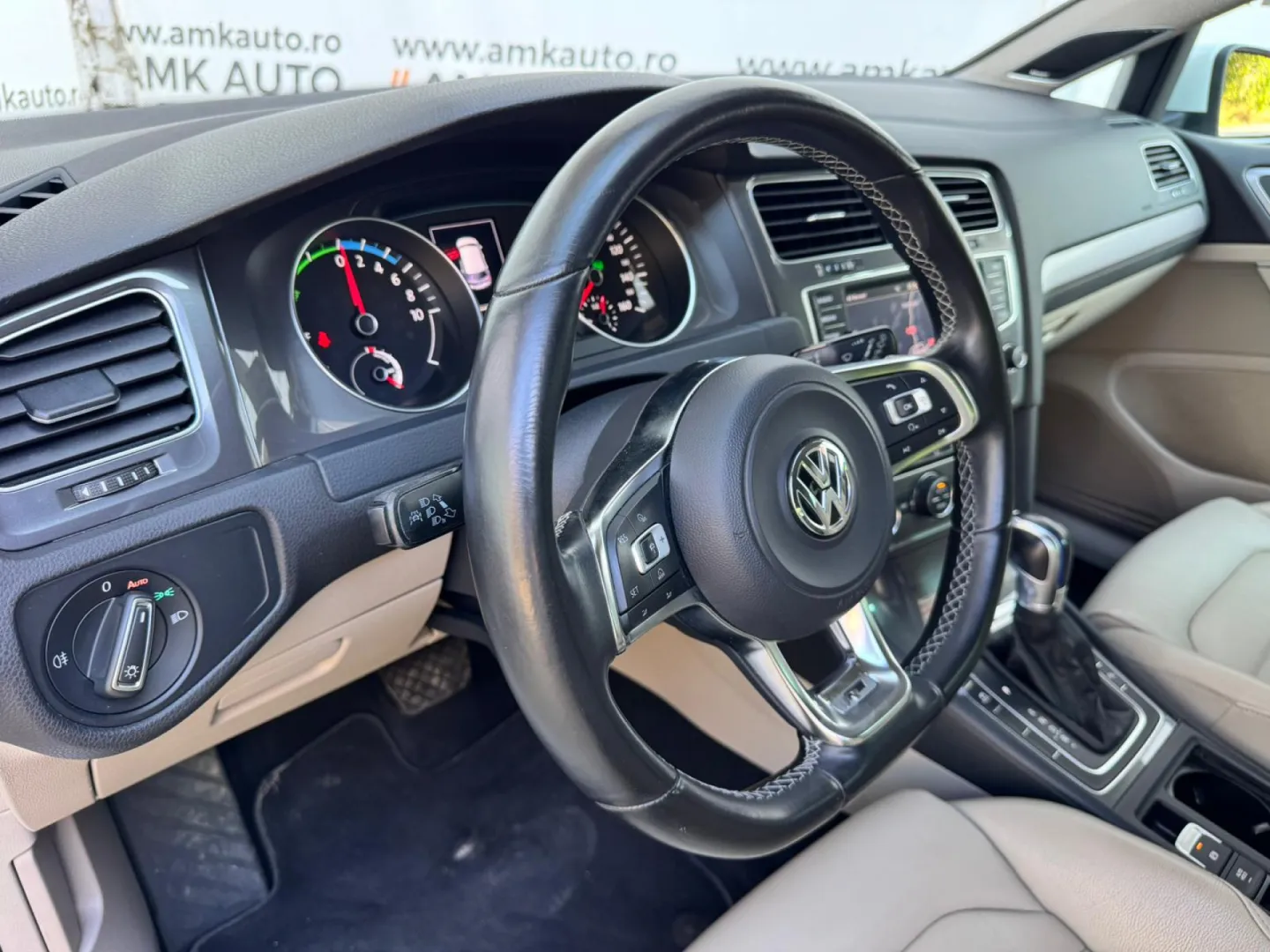Cumpara/ Vinde online Volkswagen Golf 2015 SH, la cel mai bun pret pentru tine!