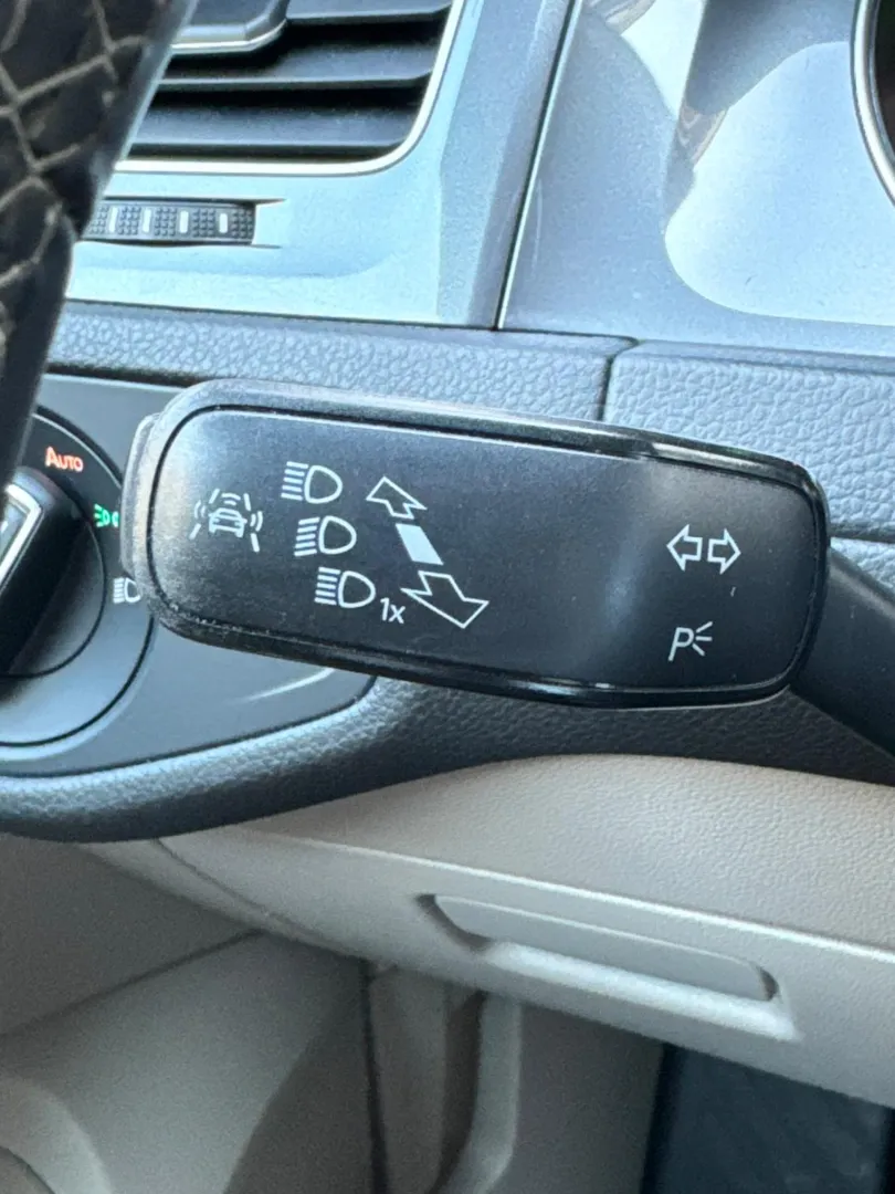 Cumpara/ Vinde online Volkswagen Golf 2015 SH, la cel mai bun pret pentru tine!