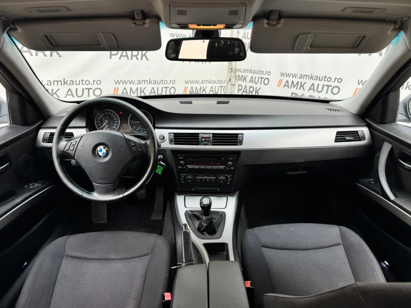 Cumpara/ Vinde online BMW 3 Series 2005 SH, la cel mai bun pret pentru tine!