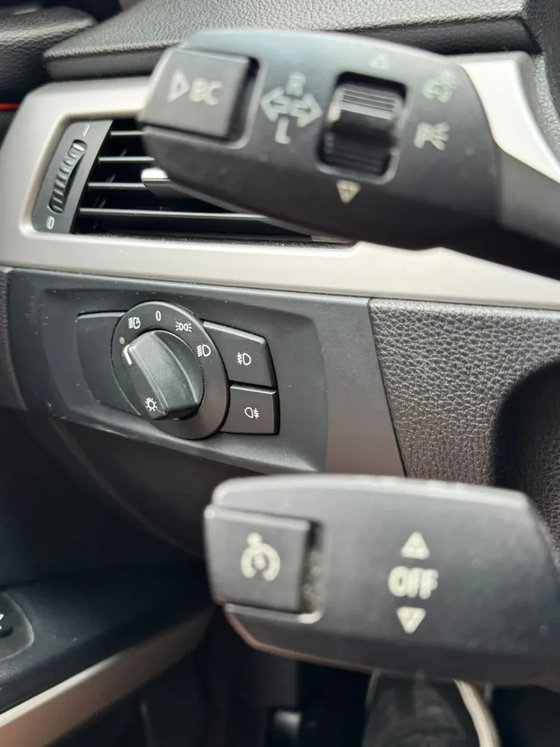 Cumpara/ Vinde online BMW 3 Series 2005 SH, la cel mai bun pret pentru tine!
