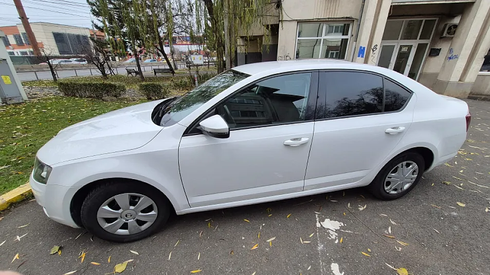 Cumpără / Vinde Skoda Octavia 2013 SH, la cel mai bun pret pentru tine!