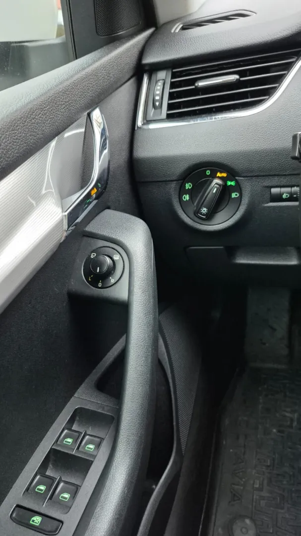 Cumpara/ Vinde online Skoda Octavia 2013 SH, la cel mai bun pret pentru tine!