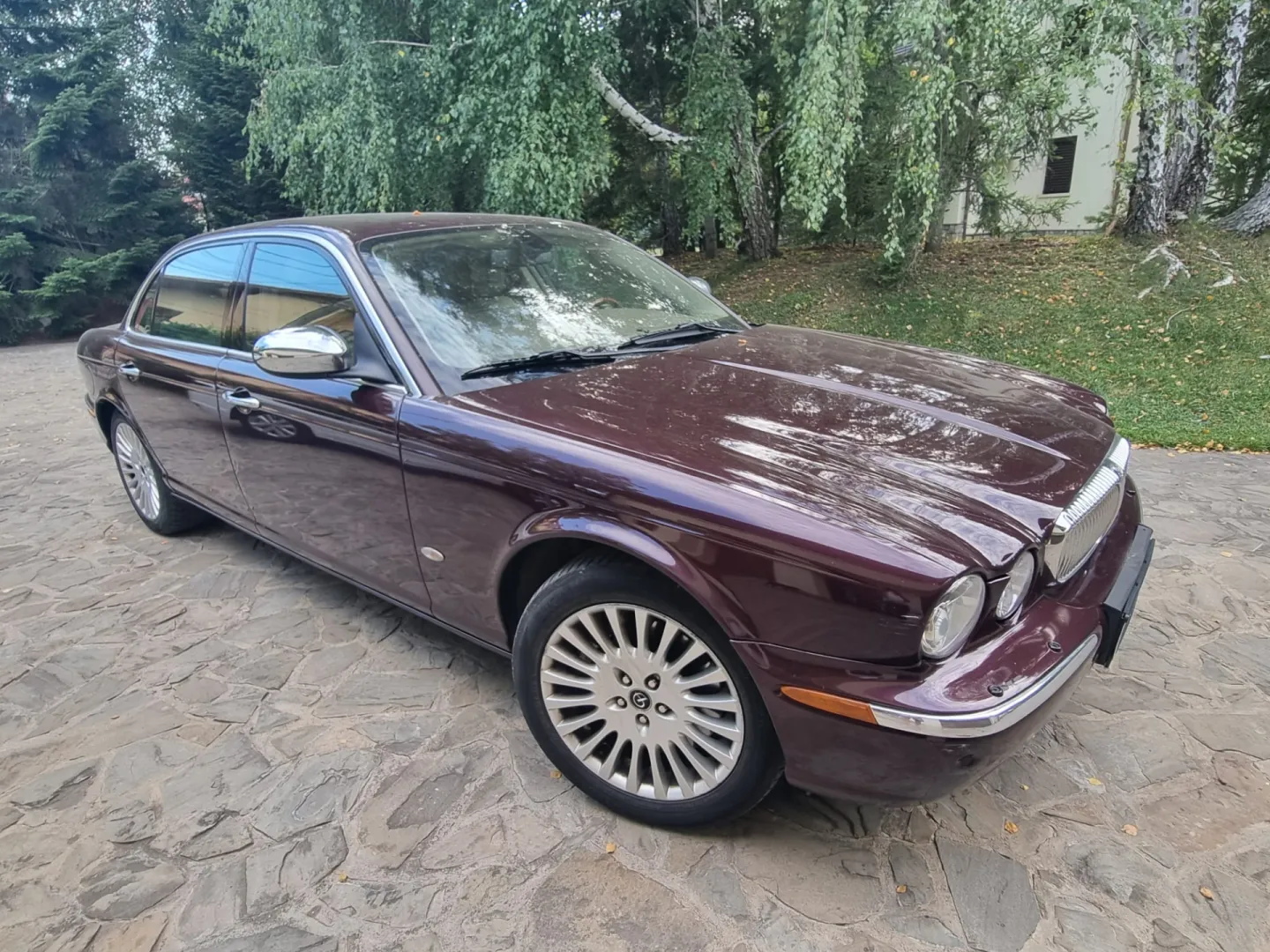 Cumpara/ Vinde online Jaguar Daimler 2006 SH, la cel mai bun pret pentru tine!