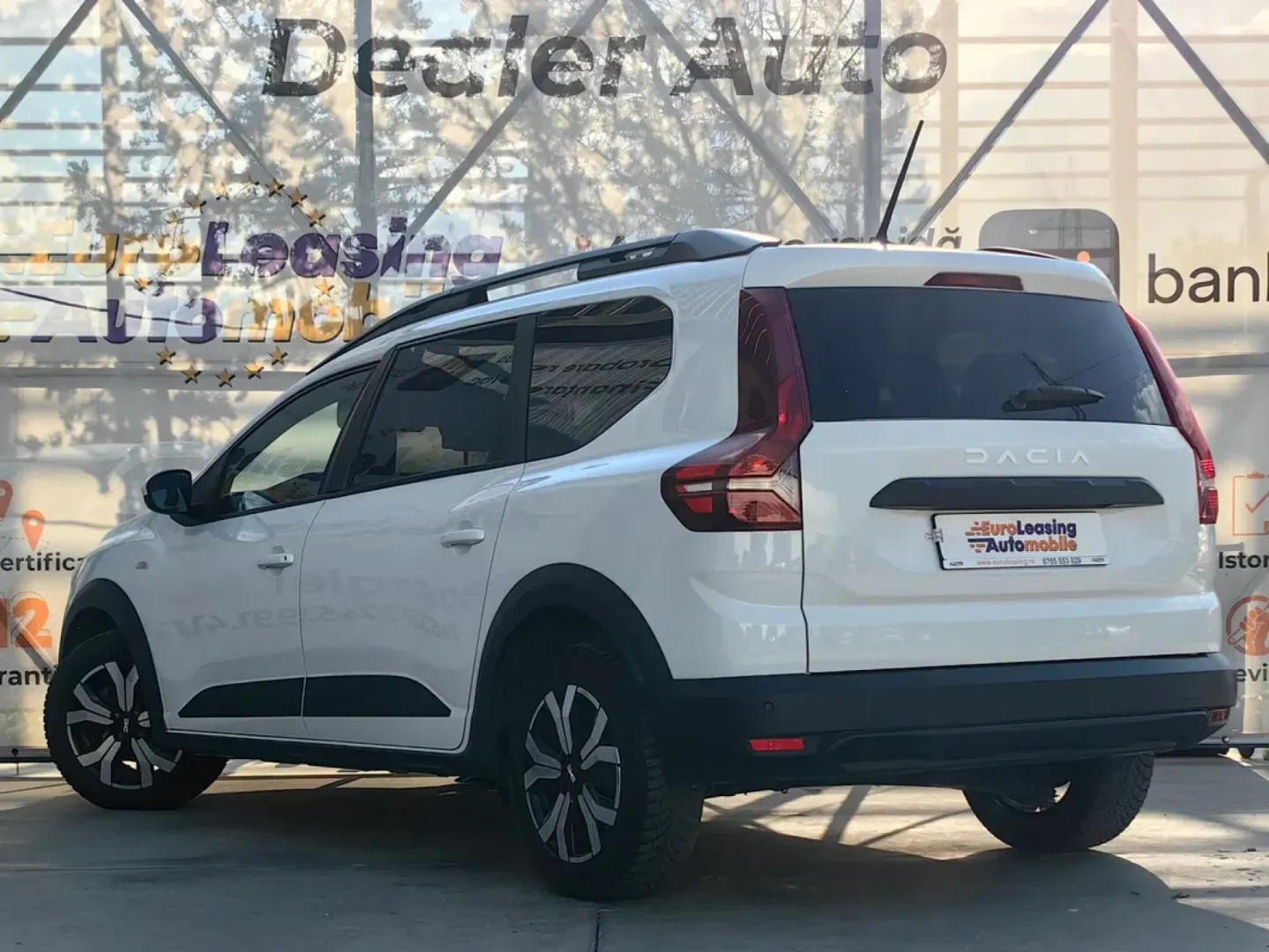 Cumpara/ Vinde online Dacia Sandero 2023 SH, la cel mai bun pret pentru tine!