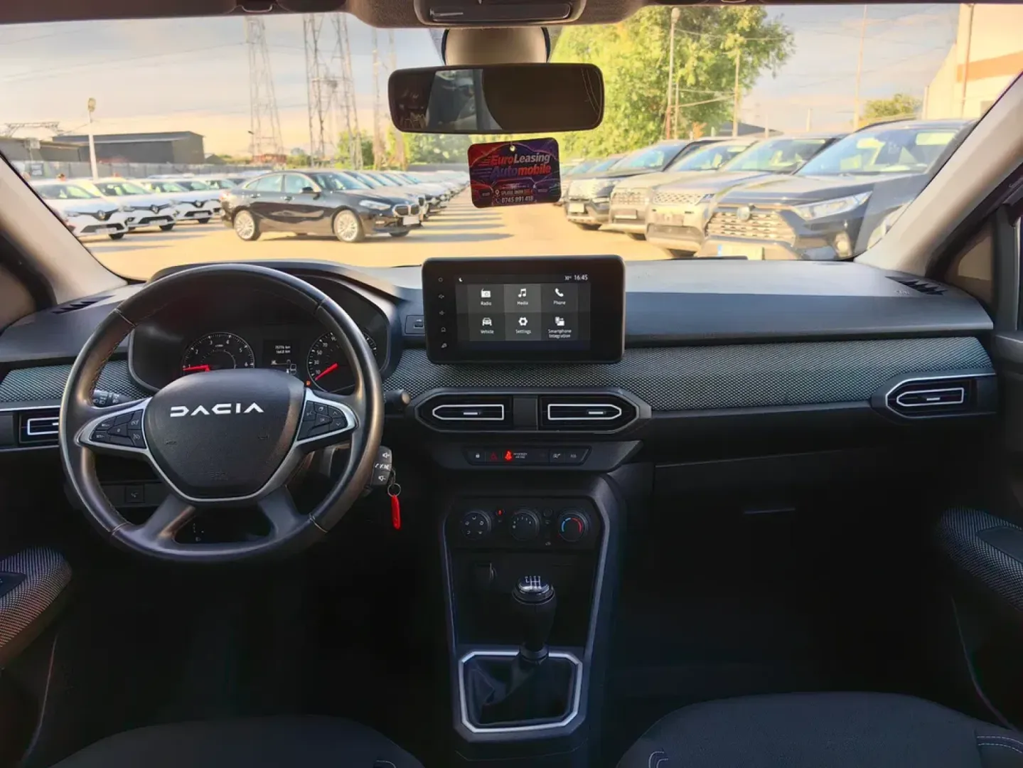 Cumpara/ Vinde online Dacia Sandero 2023 SH, la cel mai bun pret pentru tine!
