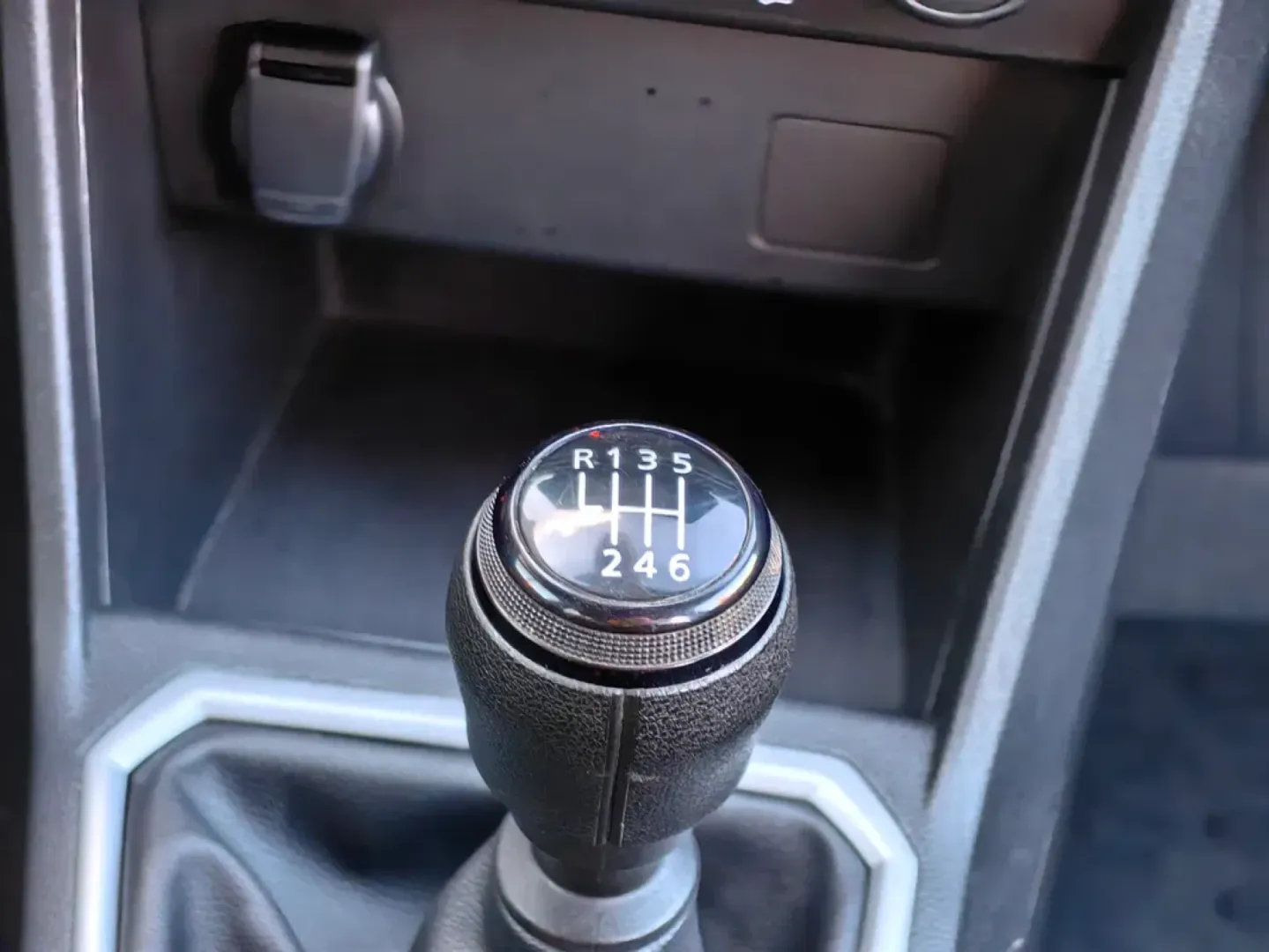 Cumpara/ Vinde online Dacia Sandero 2023 SH, la cel mai bun pret pentru tine!