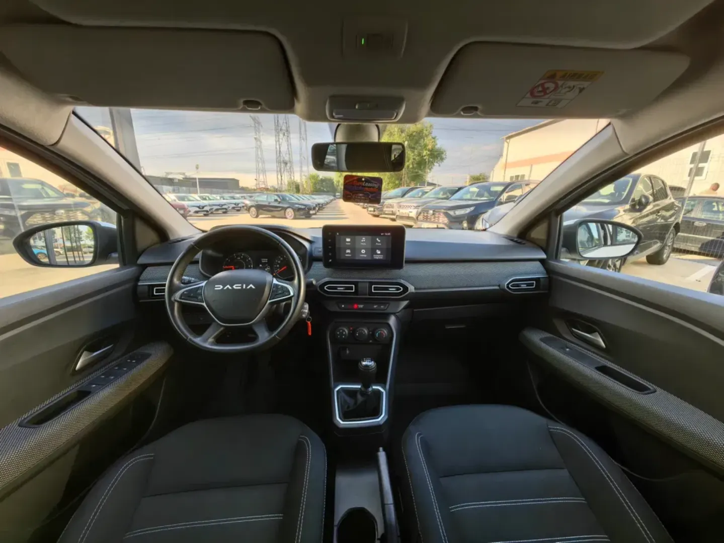 Cumpara/ Vinde online Dacia Sandero 2023 SH, la cel mai bun pret pentru tine!