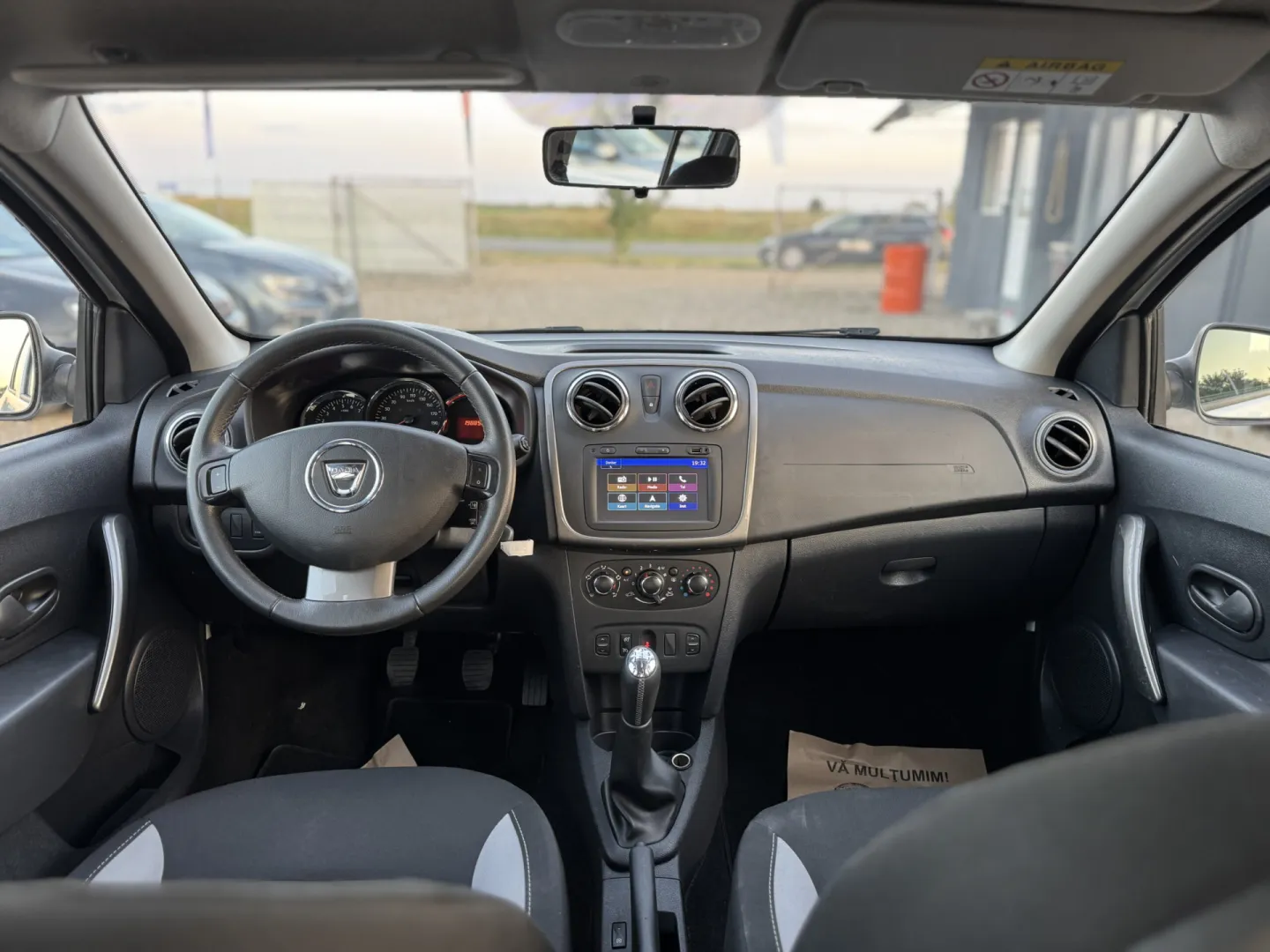 Cumpara/ Vinde online Dacia Sandero 2016 SH, la cel mai bun pret pentru tine!