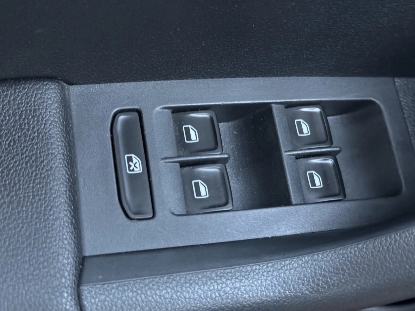 Cumpara/ Vinde online Skoda Octavia 2013 SH, la cel mai bun pret pentru tine!