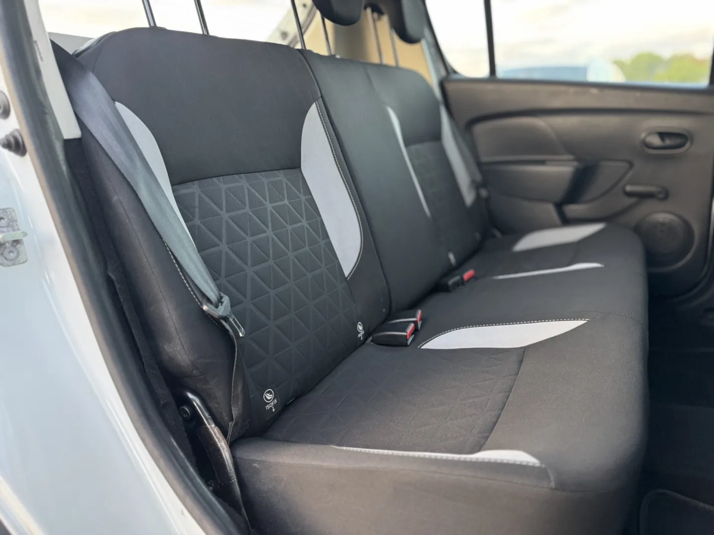 Cumpara/ Vinde online Dacia Sandero 2016 SH, la cel mai bun pret pentru tine!