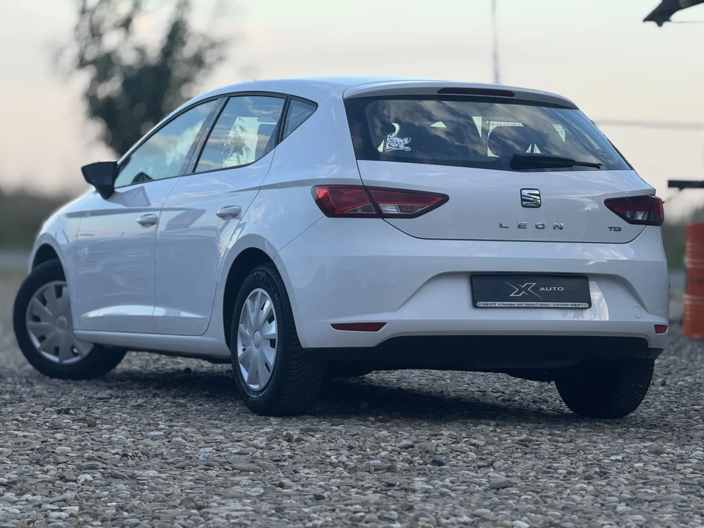 Cumpara/ Vinde online Seat Leon 2015 SH, la cel mai bun pret pentru tine!