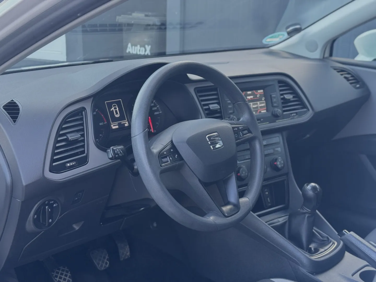 Cumpara/ Vinde online Seat Leon 2015 SH, la cel mai bun pret pentru tine!