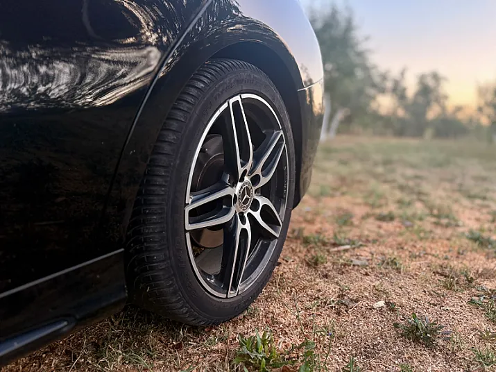 Cumpără / Vinde Mercedes-Benz CLA 220 Shooting Brake 2017 SH, la cel mai bun pret pentru tine!