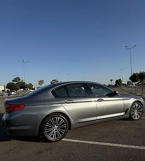 Cumpără / Vinde BMW 530 2019 SH, la cel mai bun pret pentru tine!