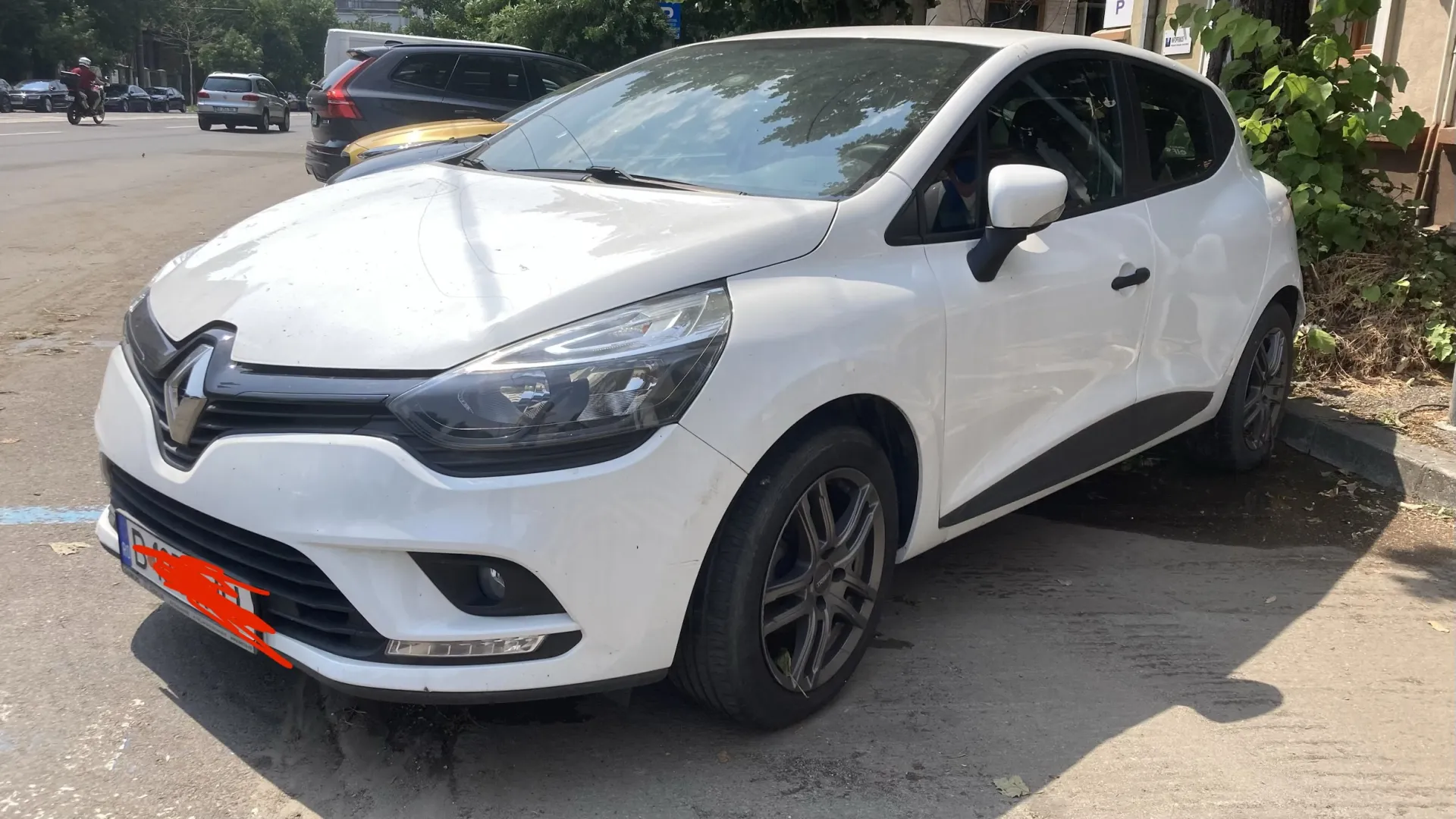 Cumpara/ Vinde online Renault  Clio 2019 SH, la cel mai bun pret pentru tine!