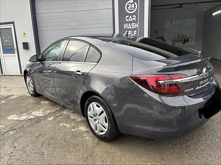 Cumpără / Vinde Opel Insignia 2014 SH, la cel mai bun pret pentru tine!