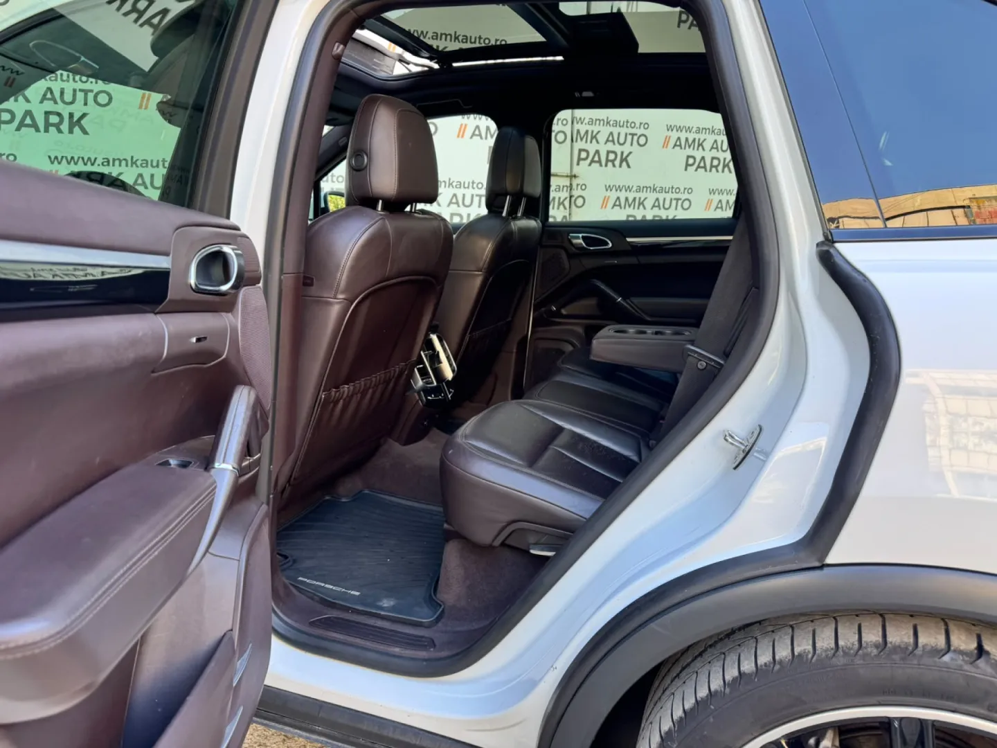 Cumpara/ Vinde online Porsche Cayenne 2014 SH, la cel mai bun pret pentru tine!