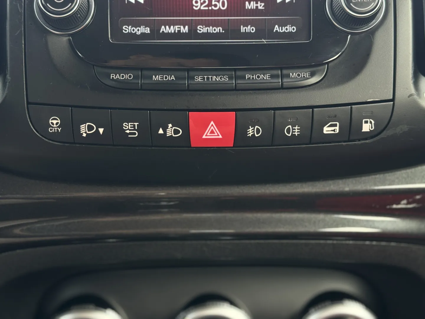 Cumpara/ Vinde online Fiat 500 2014 SH, la cel mai bun pret pentru tine!