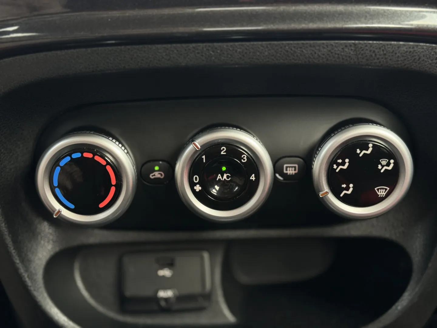 Cumpara/ Vinde online Fiat 500 2014 SH, la cel mai bun pret pentru tine!