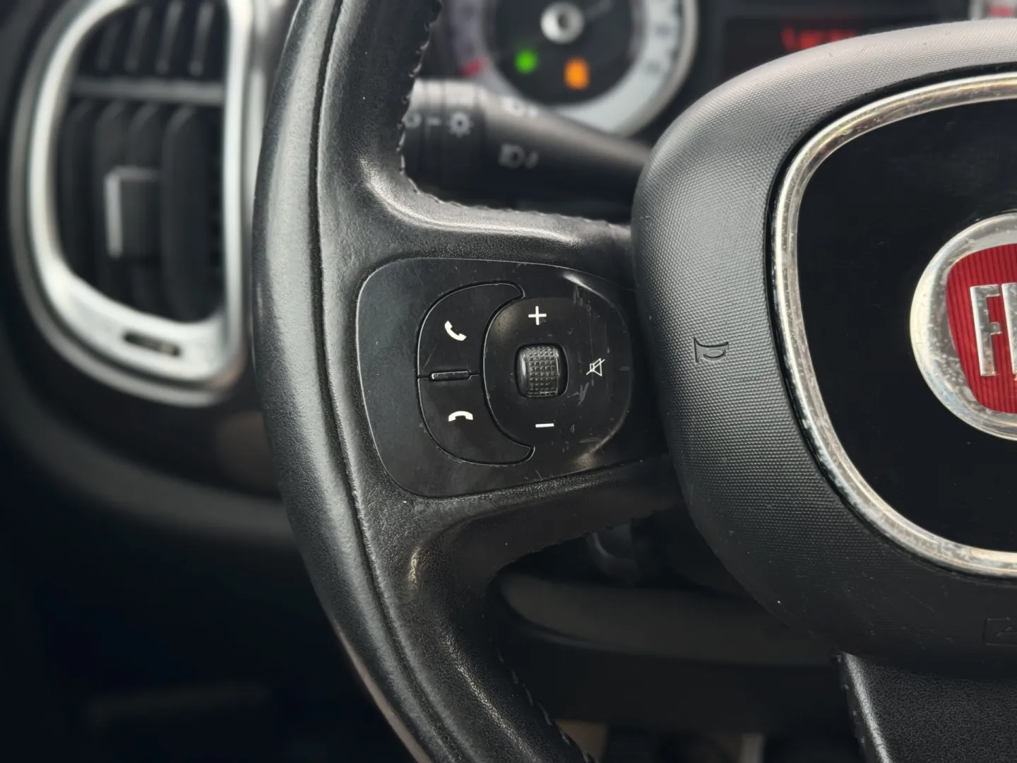 Cumpara/ Vinde online Fiat 500 2014 SH, la cel mai bun pret pentru tine!