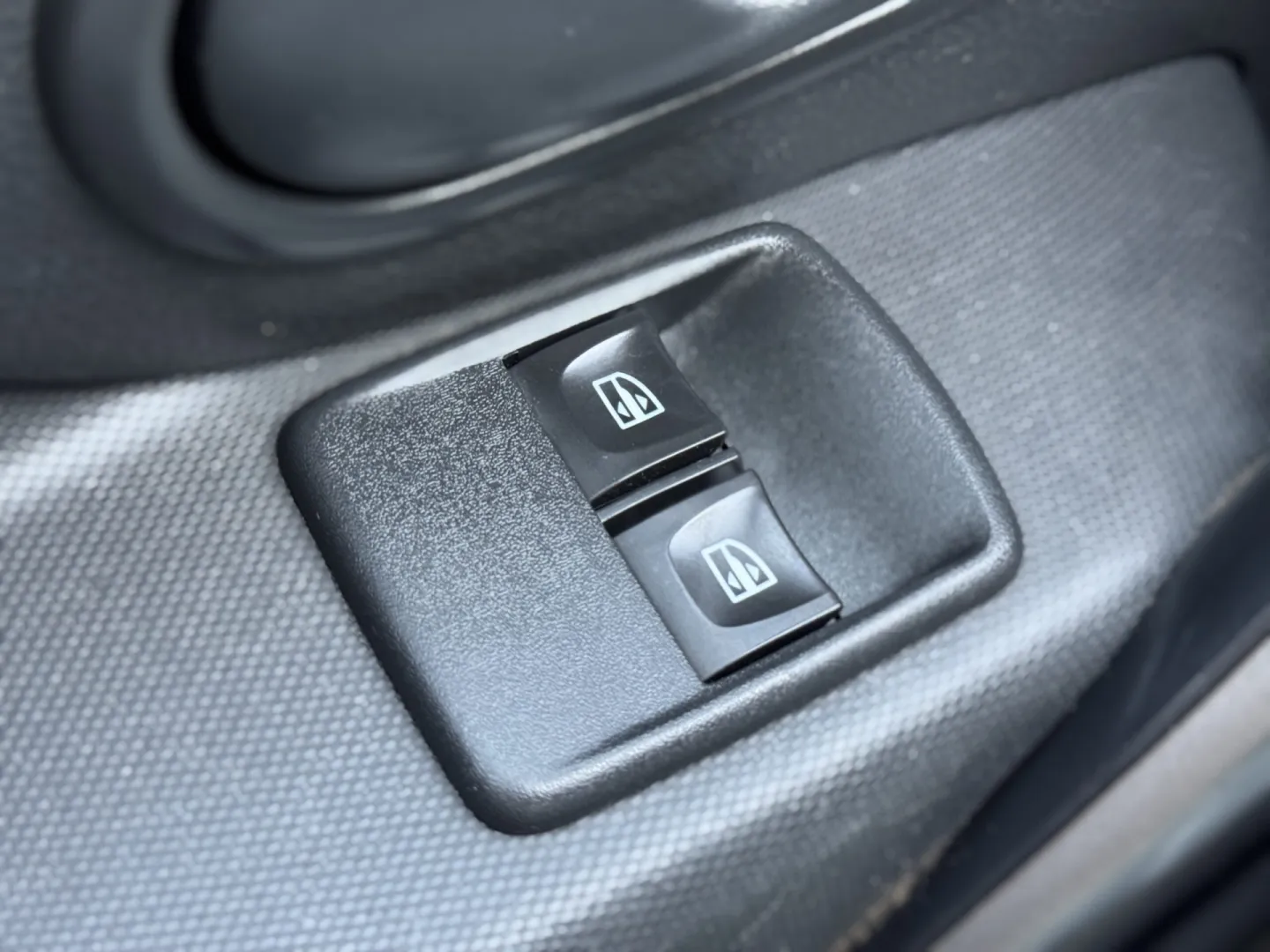 Cumpara/ Vinde online Dacia Sandero 2016 SH, la cel mai bun pret pentru tine!
