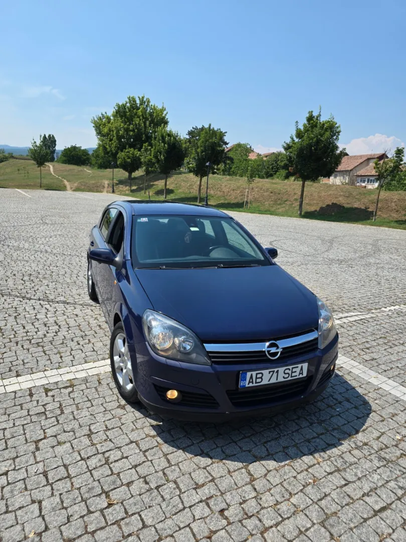 Cumpara/ Vinde online Opel Astra 2004 SH, la cel mai bun pret pentru tine!