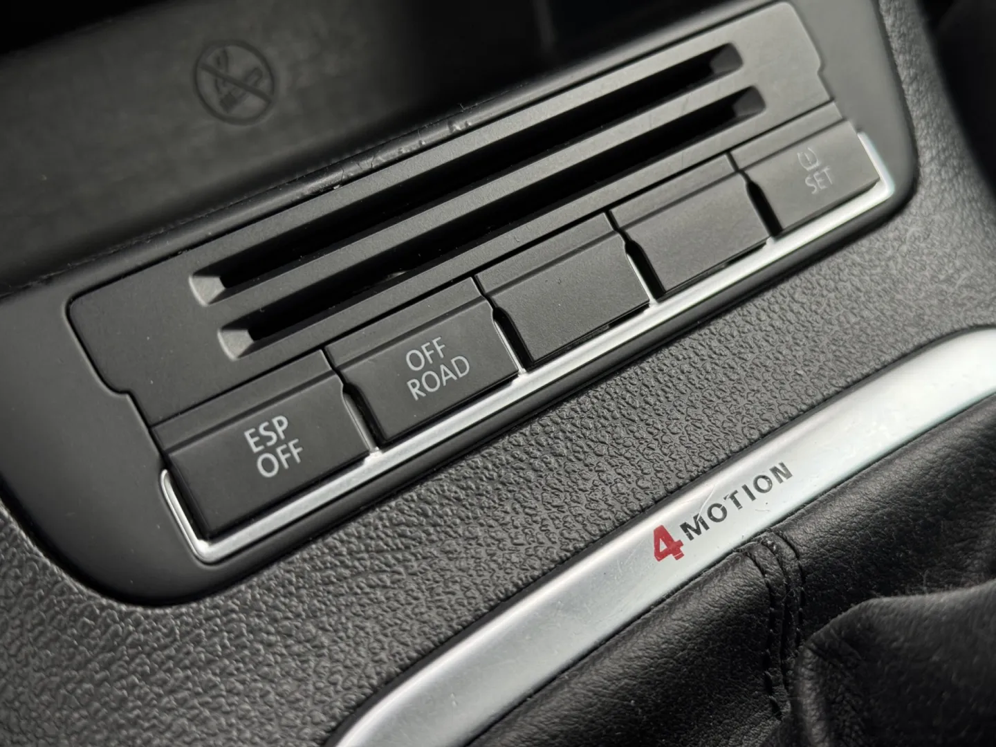 Cumpara/ Vinde online Volkswagen Tiguan 2008 SH, la cel mai bun pret pentru tine!