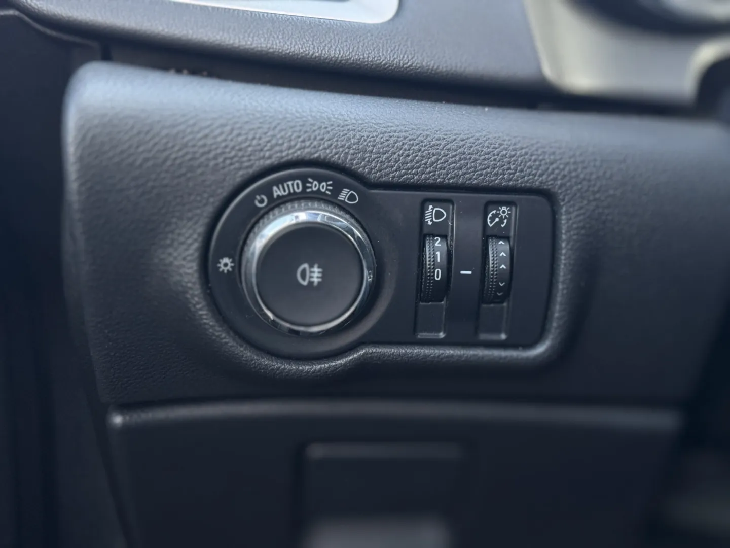 Cumpara/ Vinde online Opel Astra 2011 SH, la cel mai bun pret pentru tine!