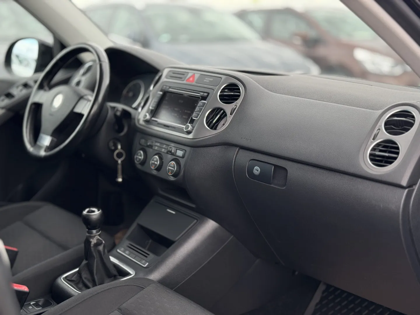 Cumpara/ Vinde online Volkswagen Tiguan 2008 SH, la cel mai bun pret pentru tine!