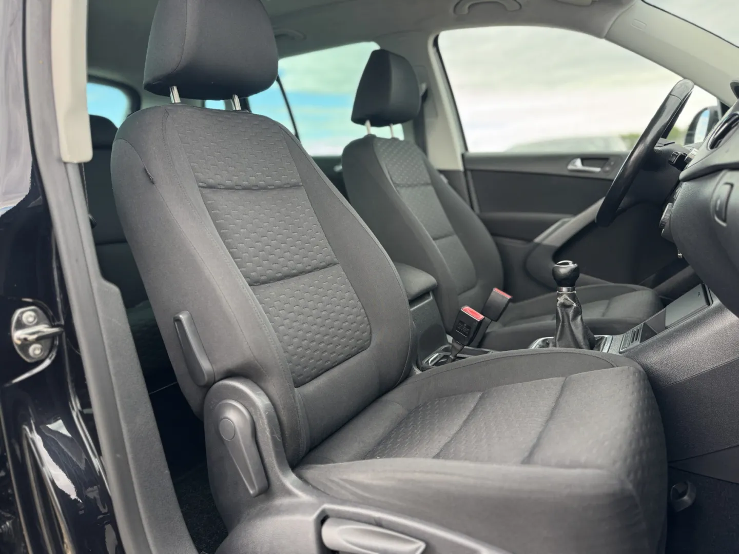 Cumpara/ Vinde online Volkswagen Tiguan 2008 SH, la cel mai bun pret pentru tine!