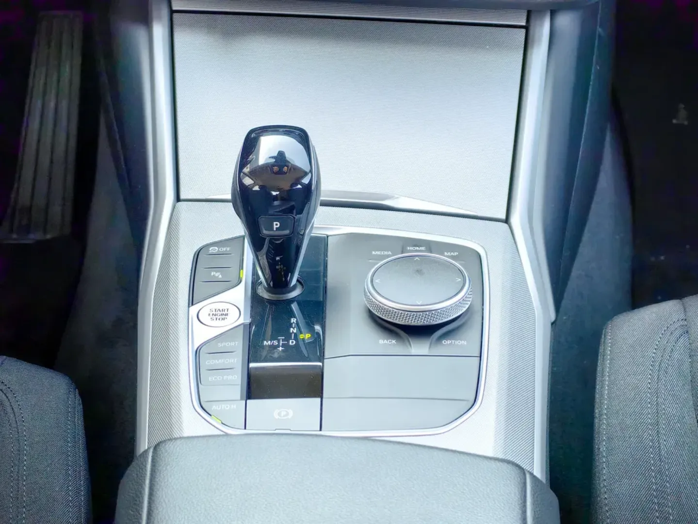 Cumpara/ Vinde online BMW 3 Series 2021 SH, la cel mai bun pret pentru tine!