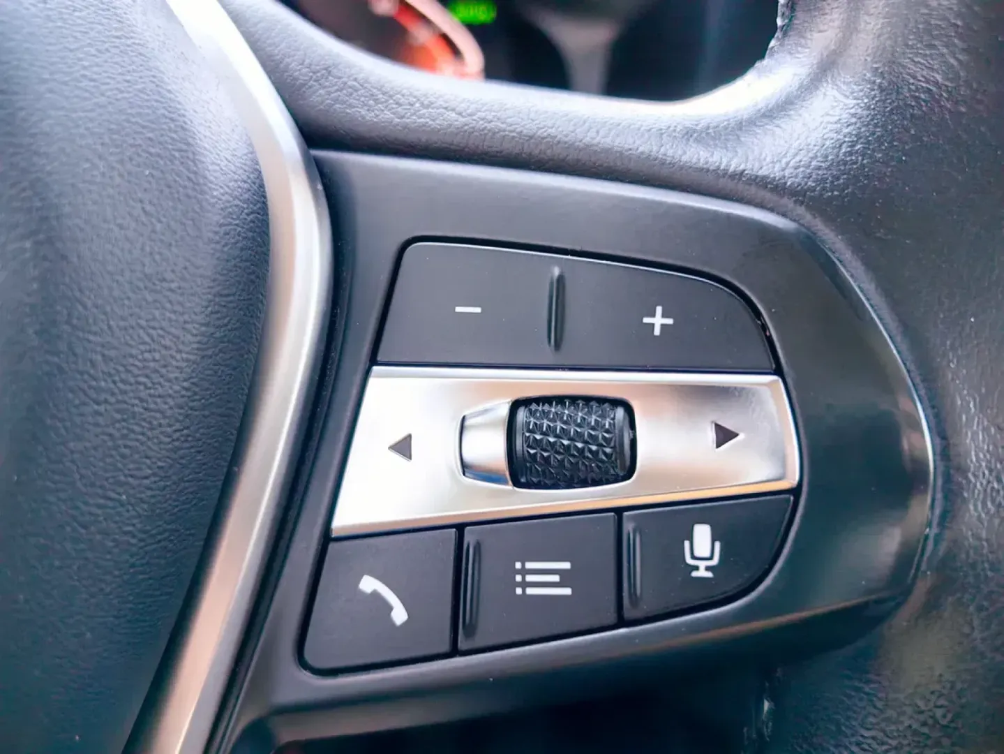Cumpara/ Vinde online BMW 3 Series 2021 SH, la cel mai bun pret pentru tine!