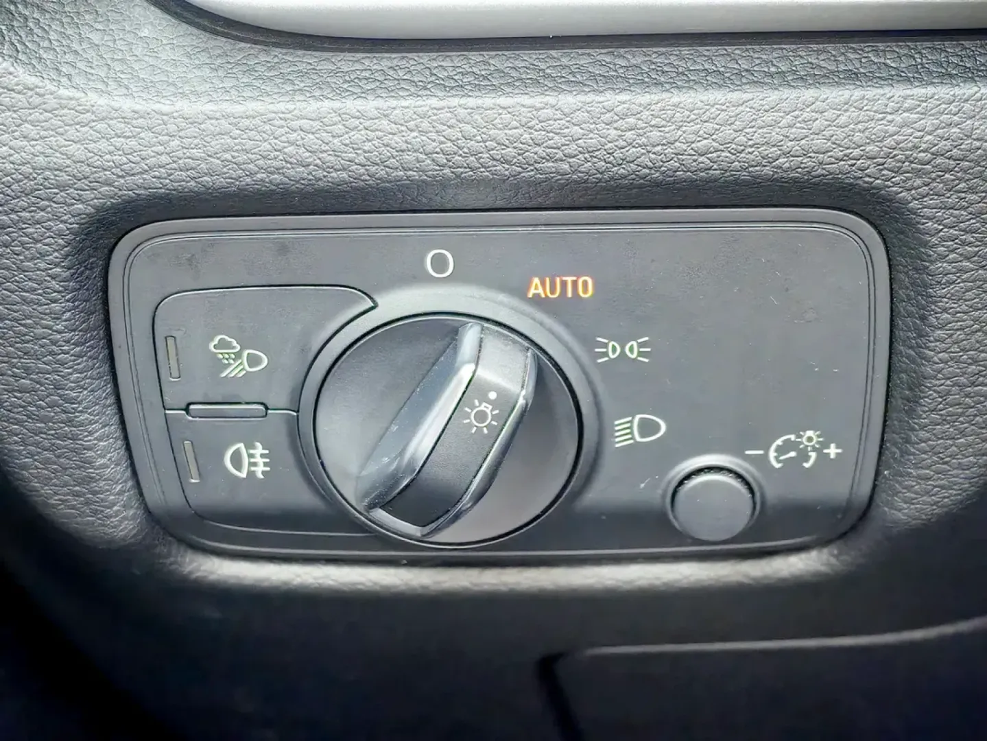 Cumpara/ Vinde online Audi A3 2018 SH, la cel mai bun pret pentru tine!