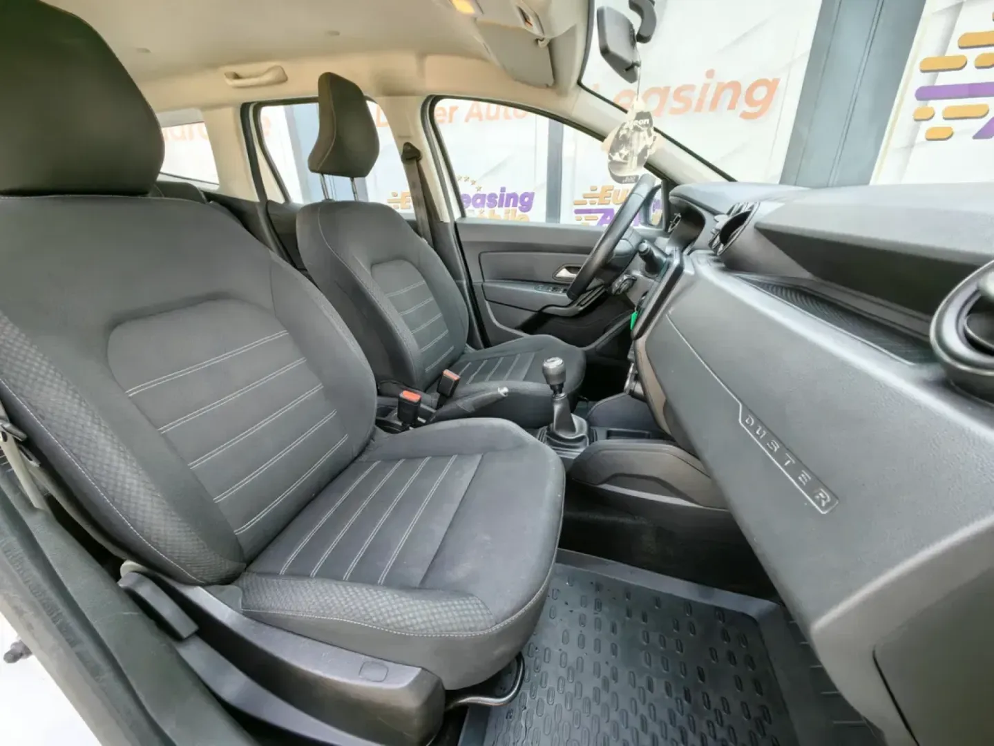 Cumpara/ Vinde online Dacia Duster 2022 SH, la cel mai bun pret pentru tine!