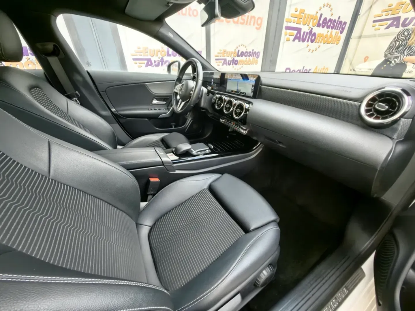 Cumpara/ Vinde online Mercedes-Benz 200 2020 SH, la cel mai bun pret pentru tine!