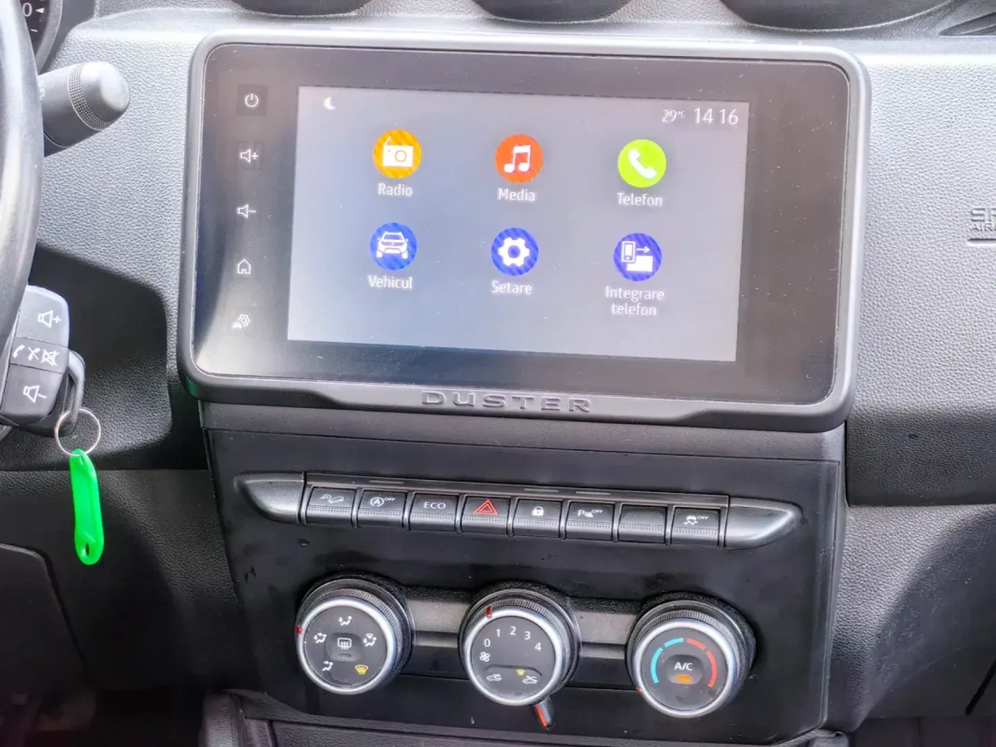 Cumpara/ Vinde online Dacia Duster 2022 SH, la cel mai bun pret pentru tine!