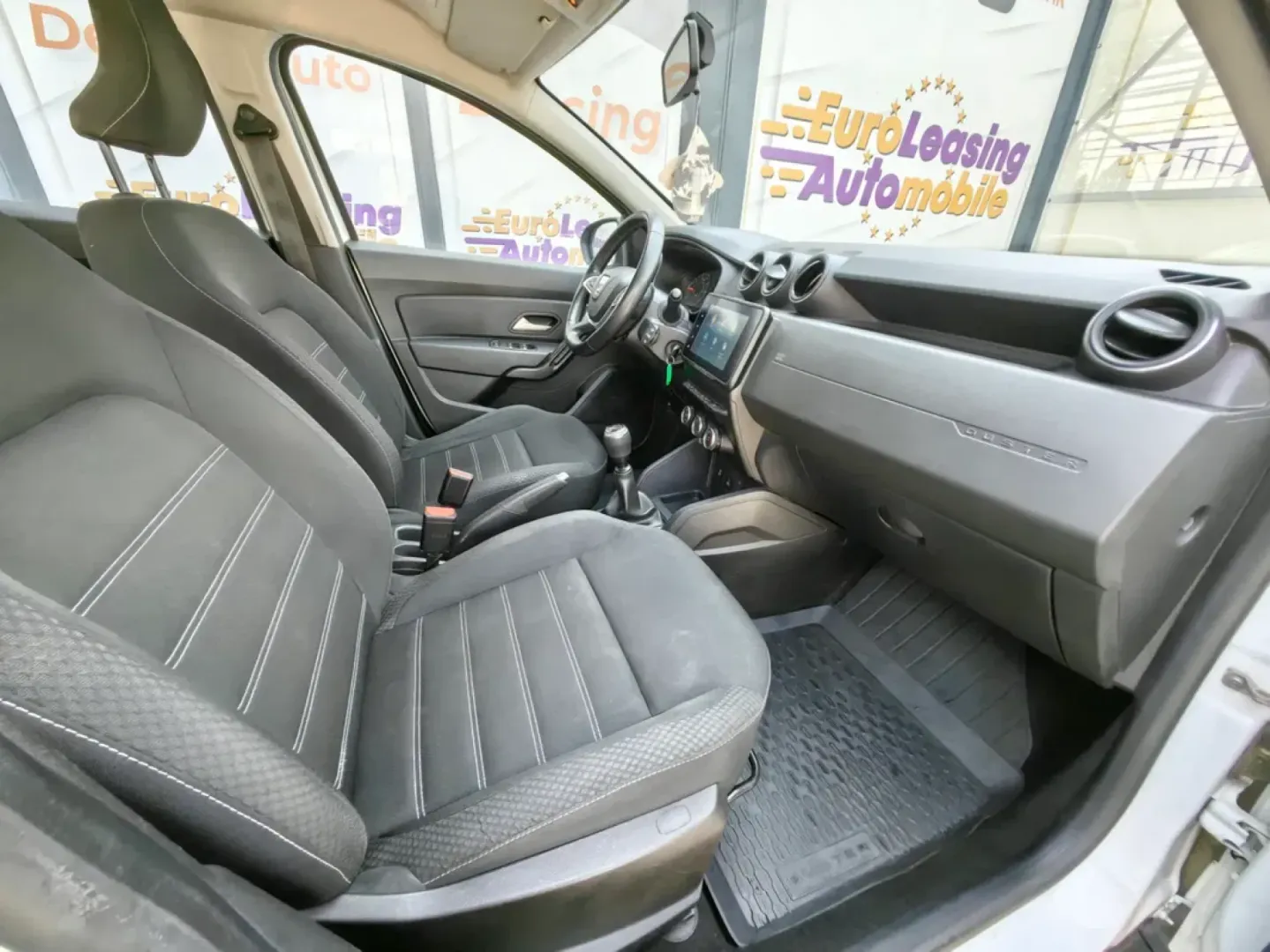 Cumpara/ Vinde online Dacia Duster 2022 SH, la cel mai bun pret pentru tine!