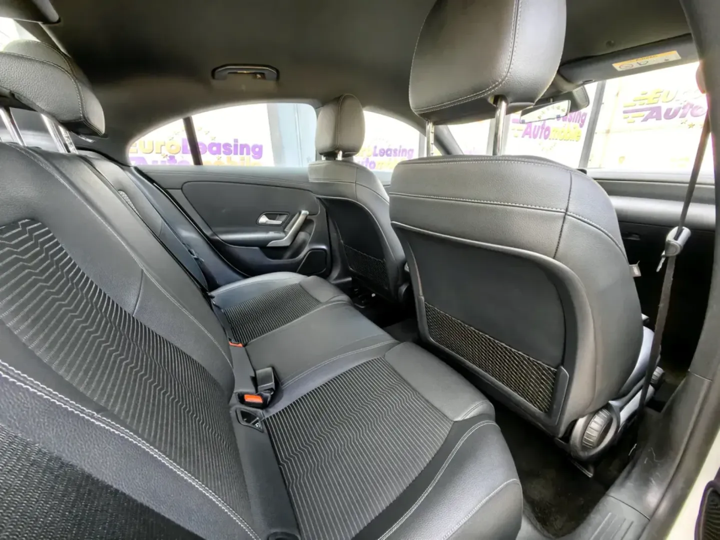Cumpara/ Vinde online Mercedes-Benz 200 2020 SH, la cel mai bun pret pentru tine!