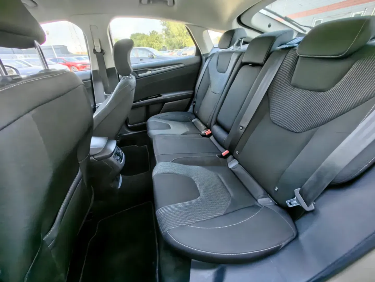 Cumpara/ Vinde online Ford Mondeo 2021 SH, la cel mai bun pret pentru tine!