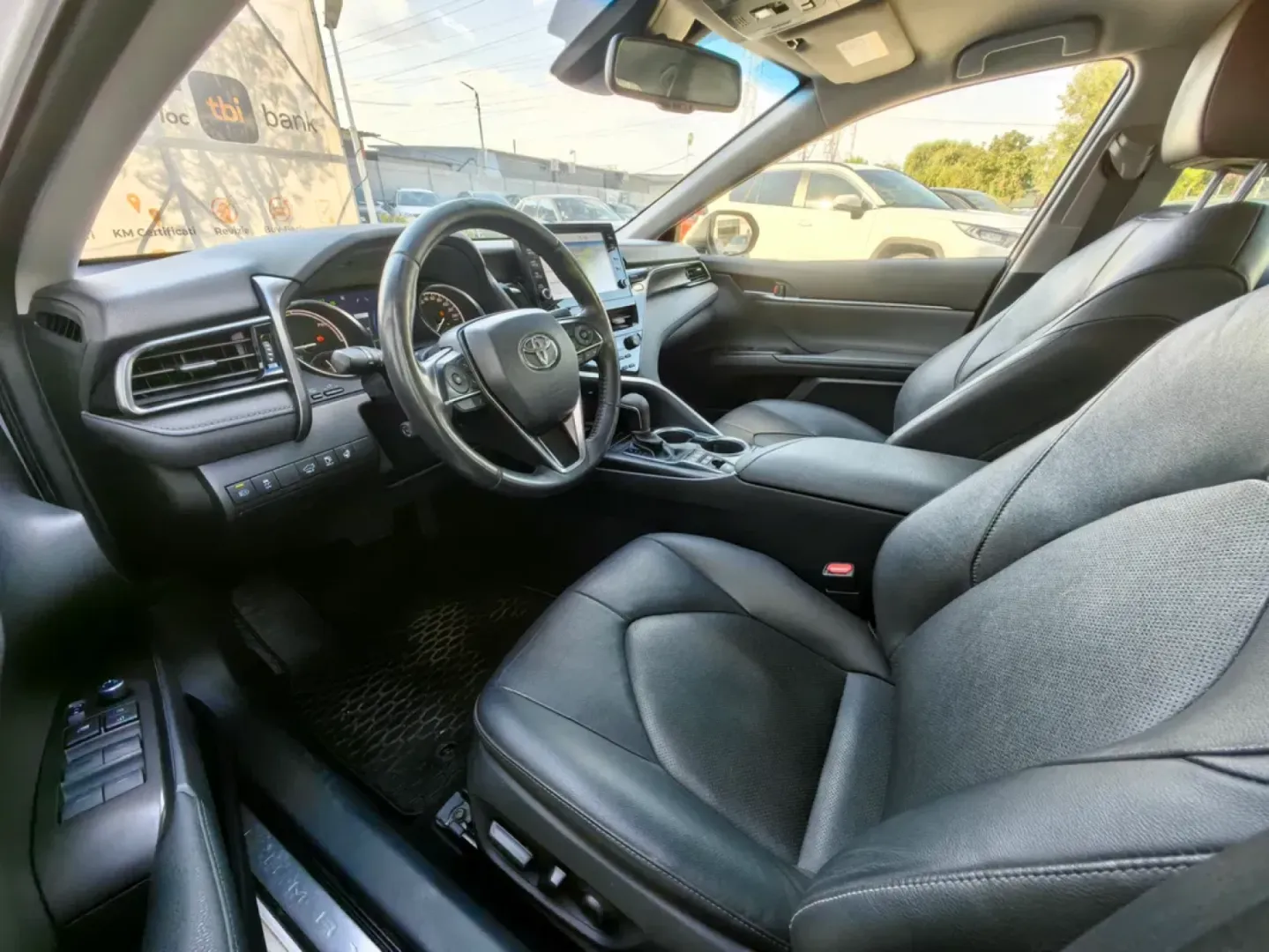 Cumpara/ Vinde online Toyota Camry 2023 SH, la cel mai bun pret pentru tine!