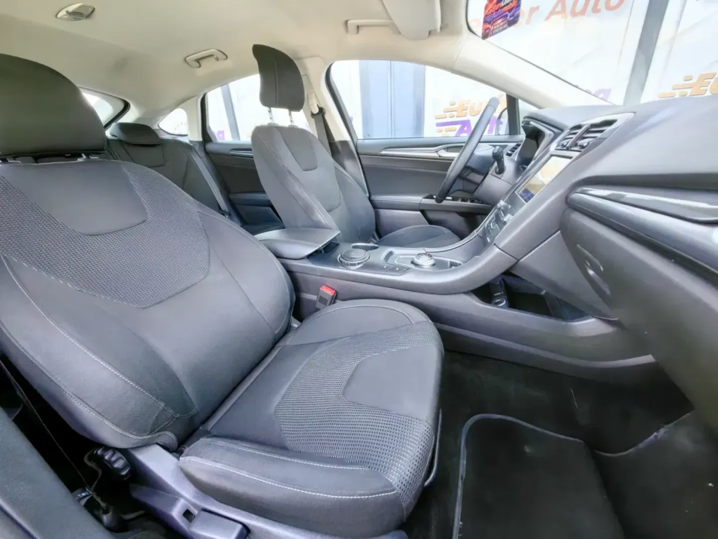 Cumpara/ Vinde online Ford Mondeo 2021 SH, la cel mai bun pret pentru tine!