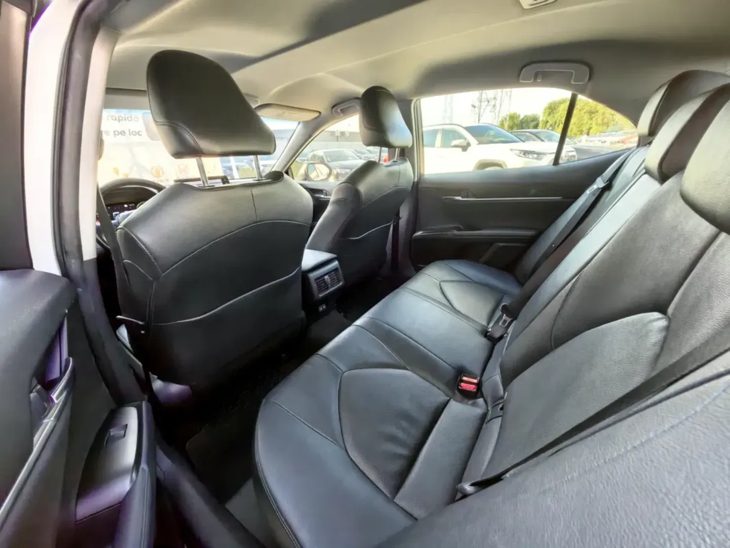 Cumpara/ Vinde online Toyota Camry 2023 SH, la cel mai bun pret pentru tine!