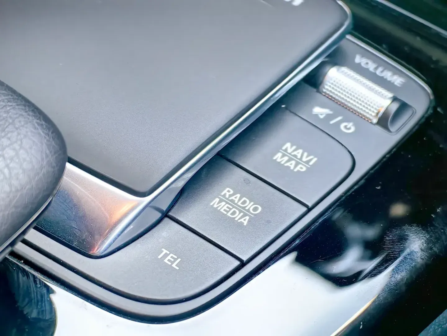 Cumpara/ Vinde online Mercedes-Benz 250 2023 SH, la cel mai bun pret pentru tine!